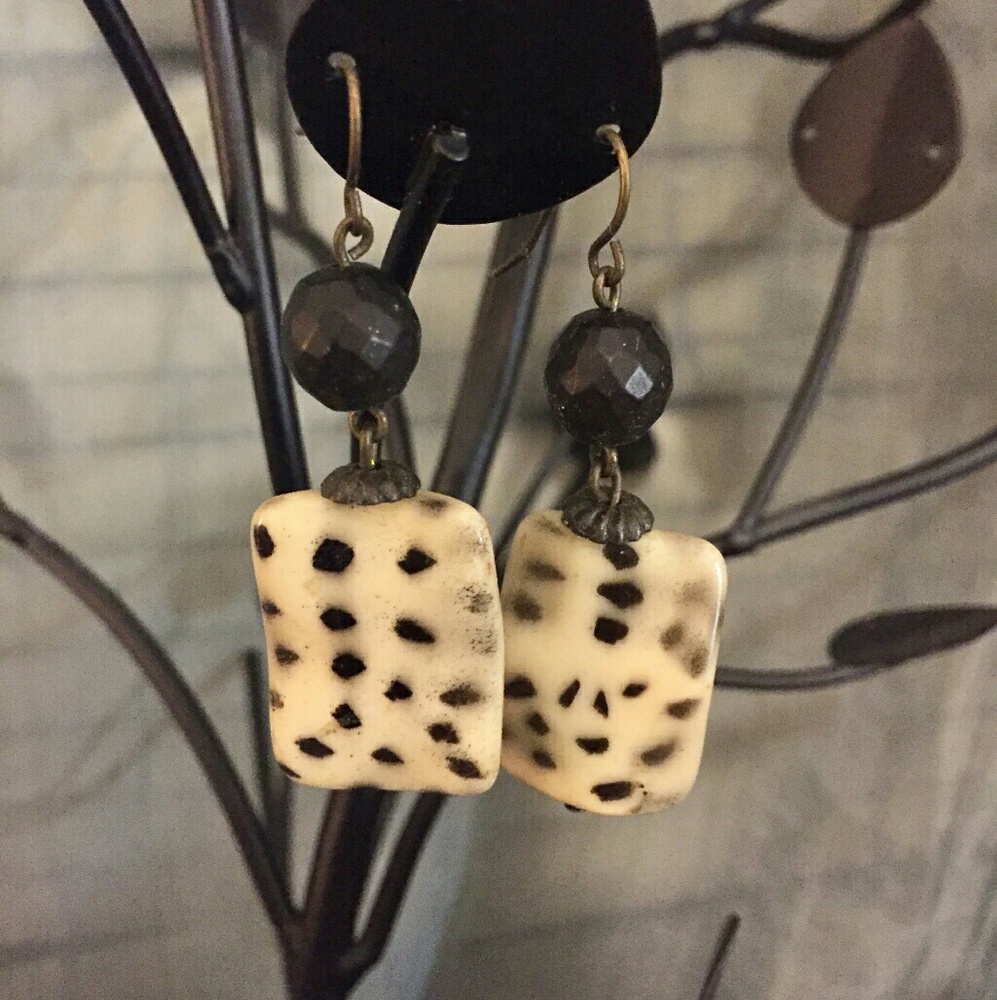 Animal Print Stone Drop Earrings